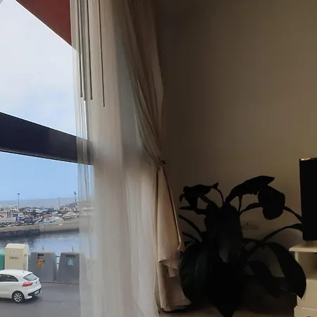 アパート Frente Al Puerto De A 20 Metros De La Playa. カンデラリア
